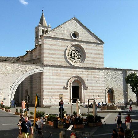 Appartamento La Giunchiglia อัสซิซี ภายนอก รูปภาพ
