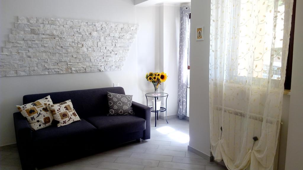 Appartamento La Giunchiglia อัสซิซี ภายนอก รูปภาพ